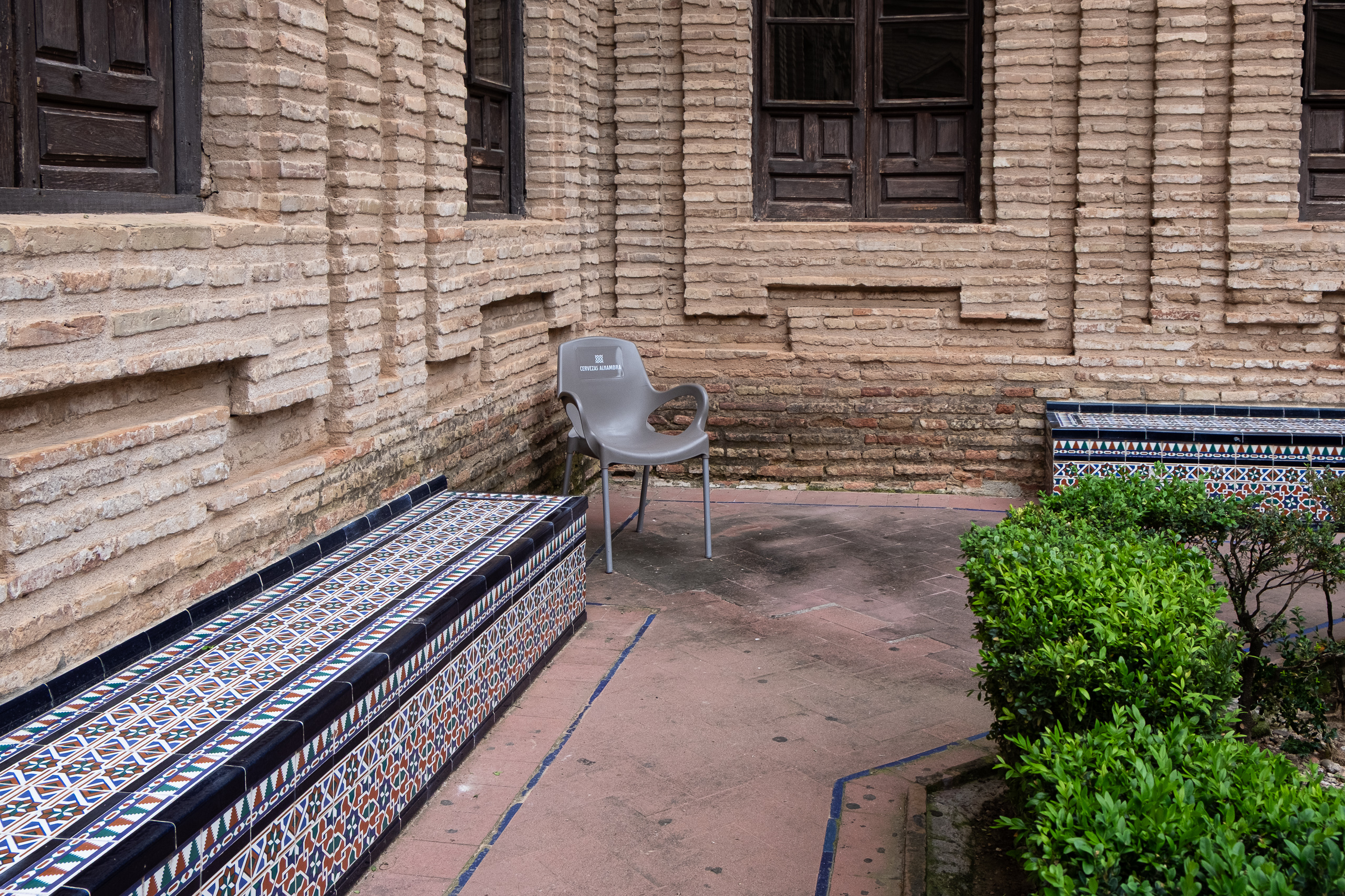 Maurische Azulejos in einem Córdobaner Innenhof